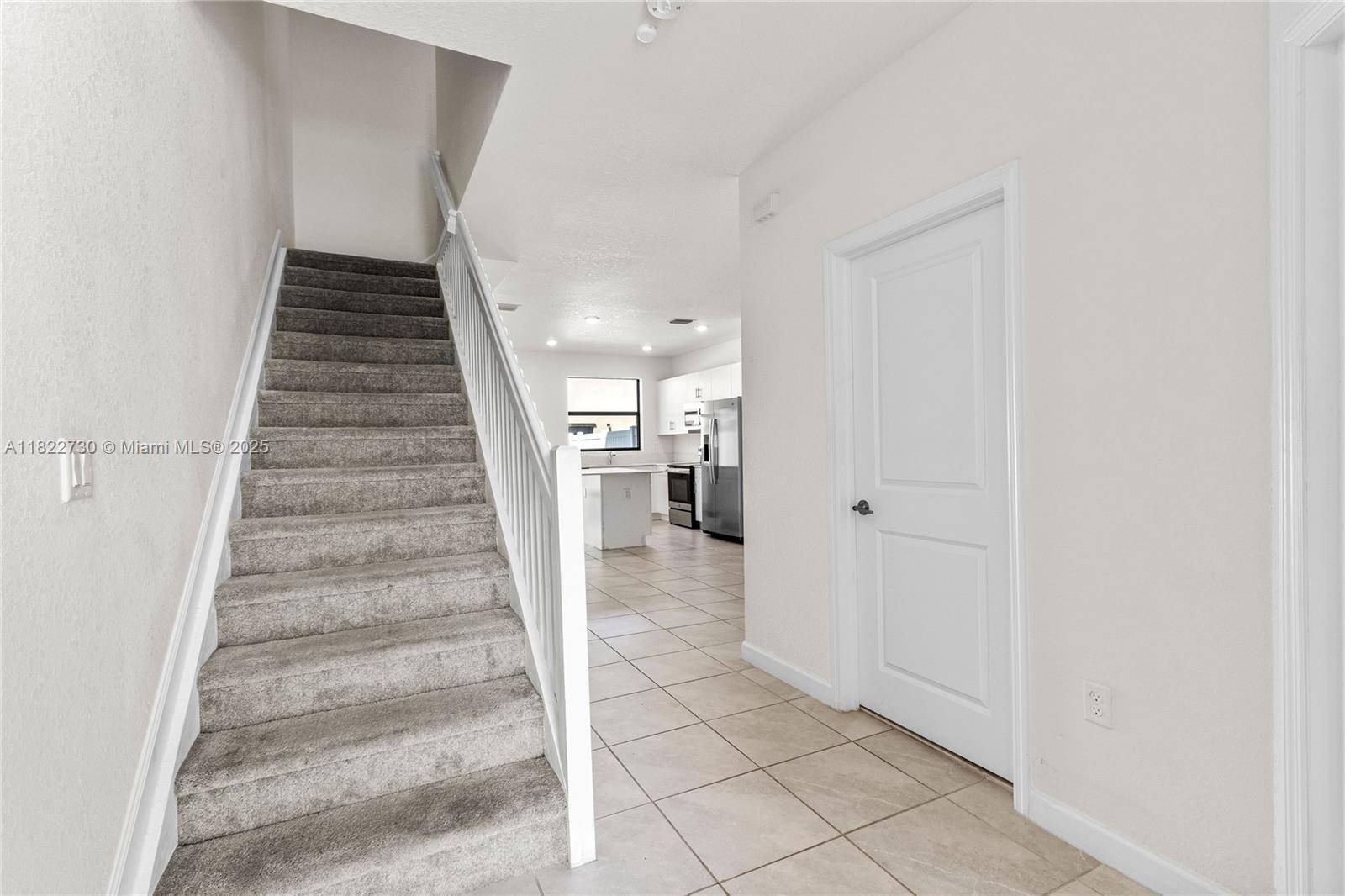 Hialeah, FL 33018,11416 W 33rd Way #11416