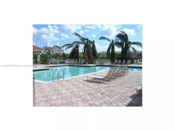 Miramar, FL 33025,2544 Centergate Dr #203