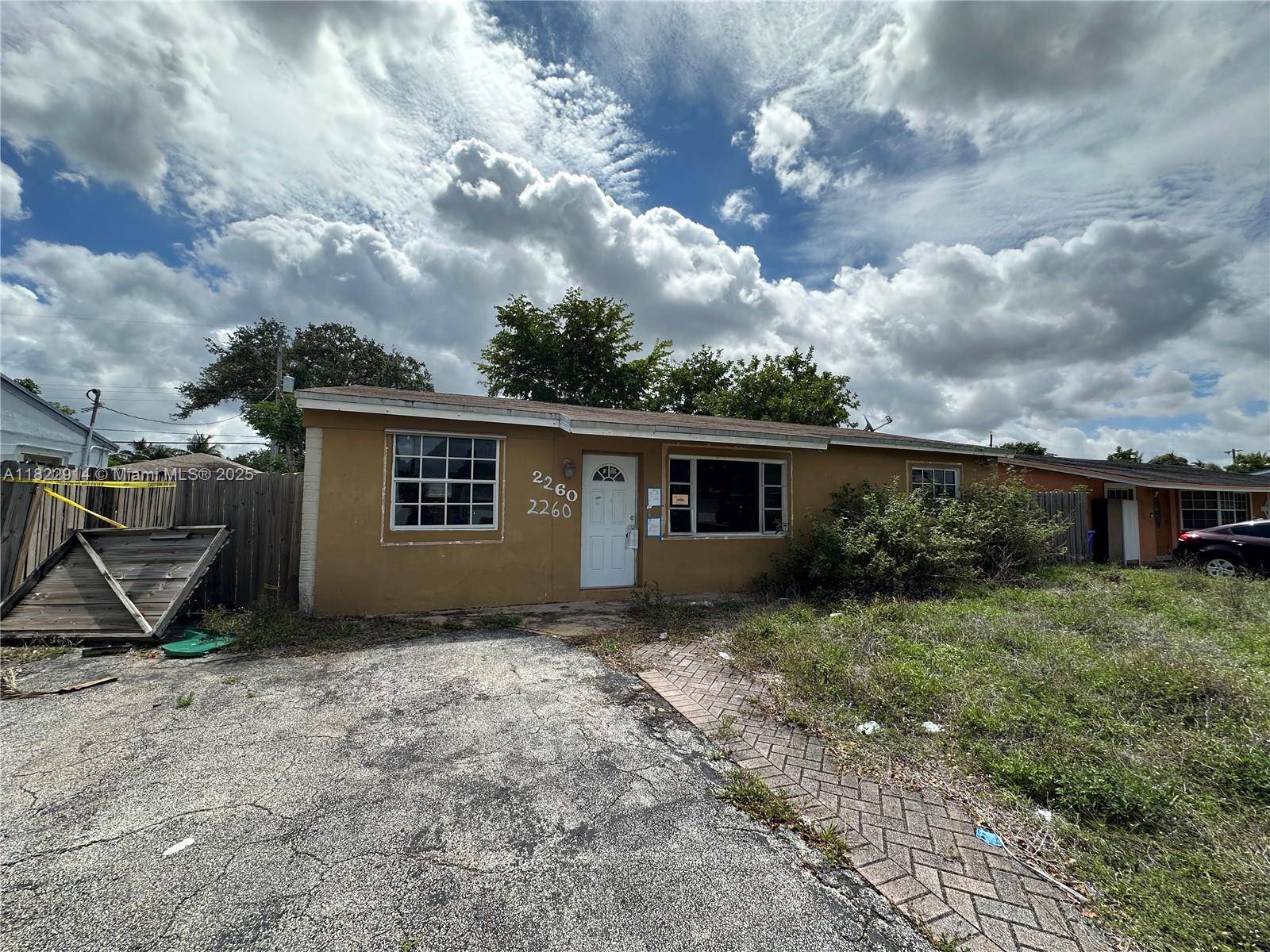 2260 SW 42nd Ter, Fort Lauderdale, FL 33317