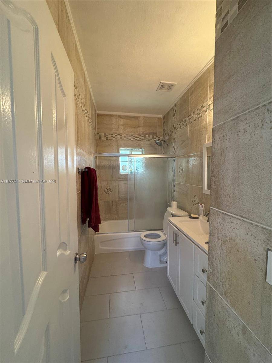 Homestead, FL 33033,1281 NE 41st Pl