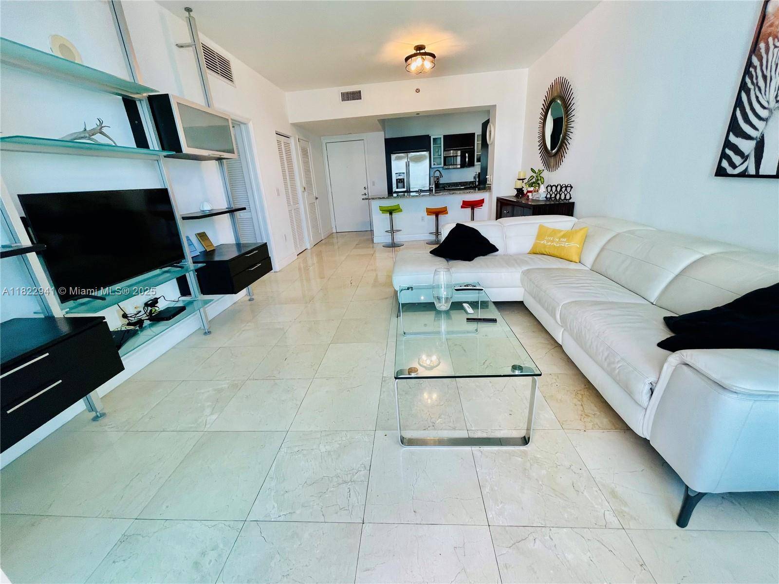 Miami, FL 33131,950 Brickell Bay Dr #3703
