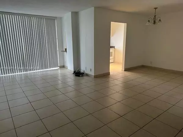 Sunny Isles Beach, FL 33160,Address not disclosed
