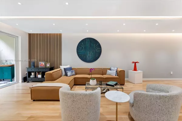 Miami, FL 33138,3026 NE Quayside Ln #33