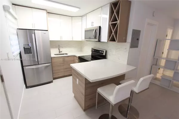 Coral Gables, FL 33134,427 Santander Ave #202
