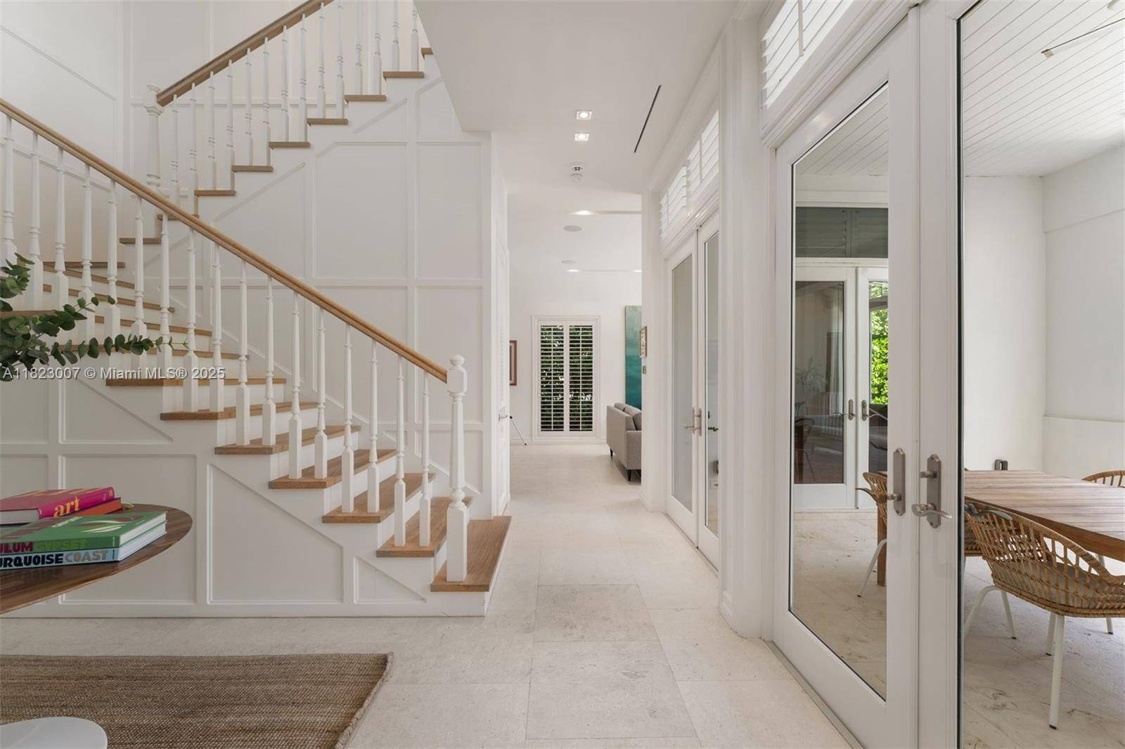 Key Biscayne, FL 33149,220 Cypress Dr