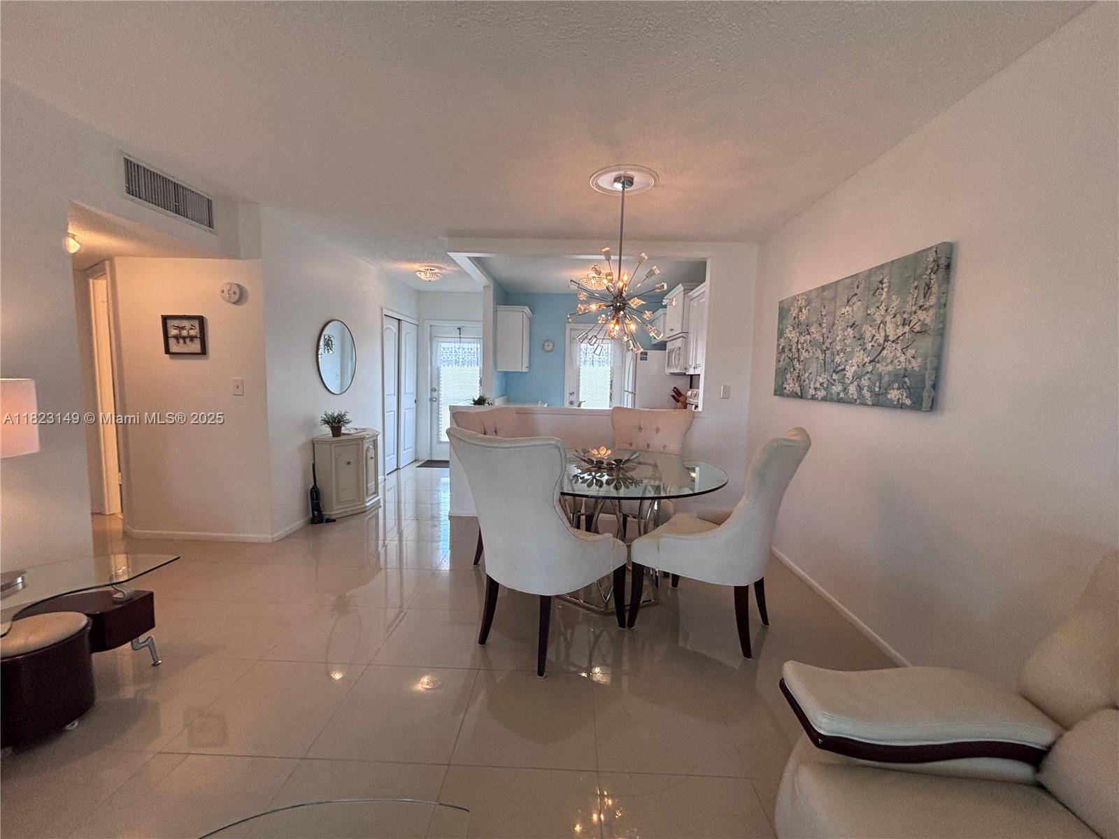 Lauderhill, FL 33313,4331 NW 16th St #D304
