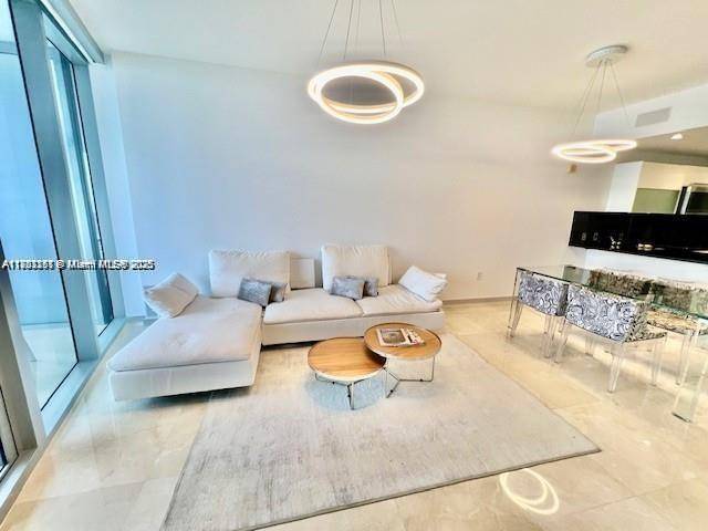 Sunny Isles Beach, FL 33160,17121 Collins Ave #1003