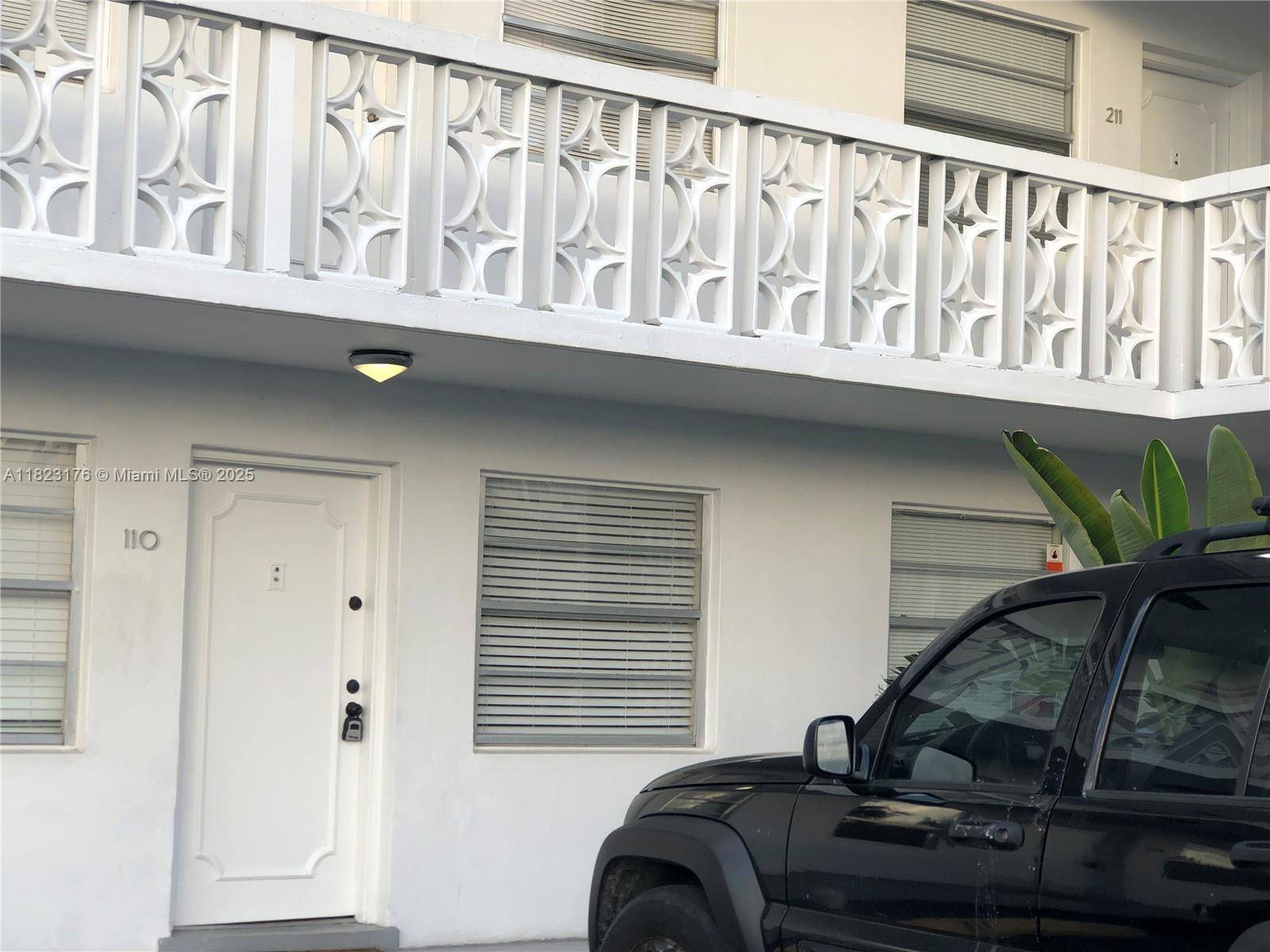 North Miami, FL 33181,1860 Venice Park Dr #110