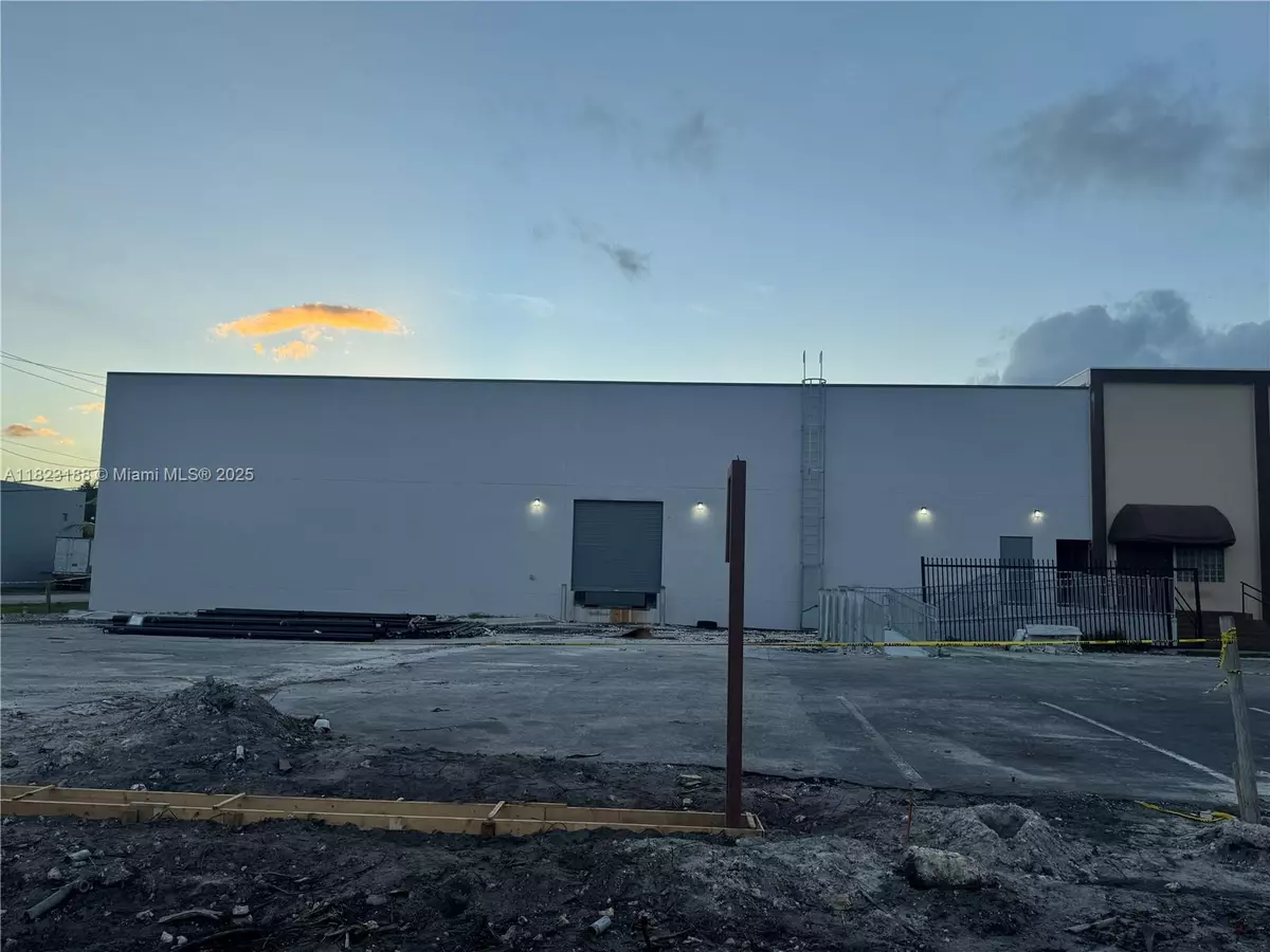 Opa-locka, FL 33054,4507 NW 133rd St