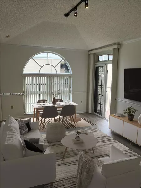 1280 S Alhambra Cir #2416, Coral Gables, FL 33146