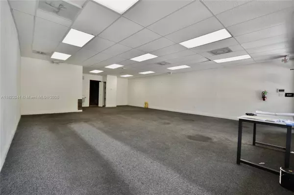 Hialeah, FL 33010,32 E 5th St #54 56