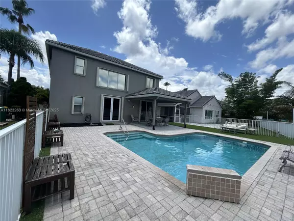 Tamarac, FL 33321,5708 S Plum Bay Pkwy #5708