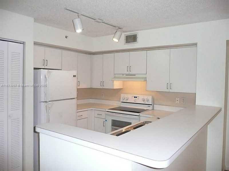Miramar, FL 33025,Address not disclosed