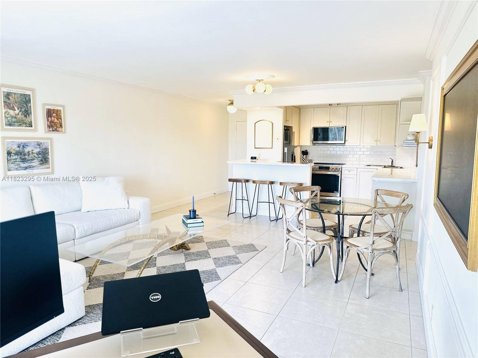 Fort Lauderdale, FL 33316,1625 SE 10th Ave #305