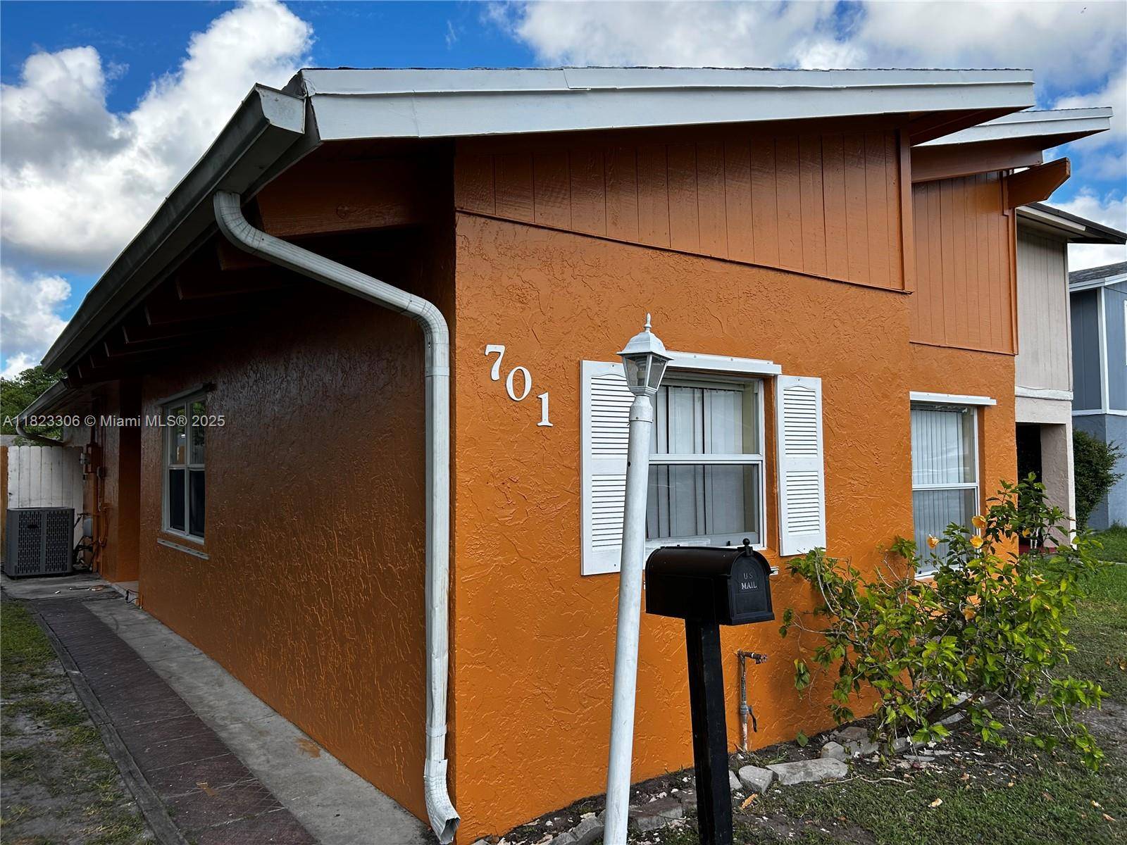 North Lauderdale, FL 33068,701 SW 79th Ter #701