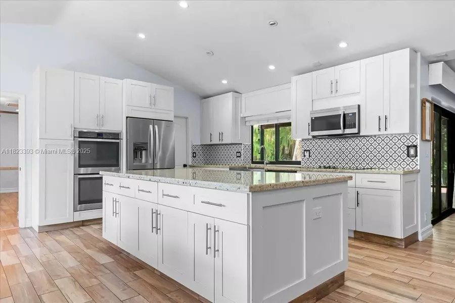21784 Little Bear Ln, Boca Raton, FL 33428