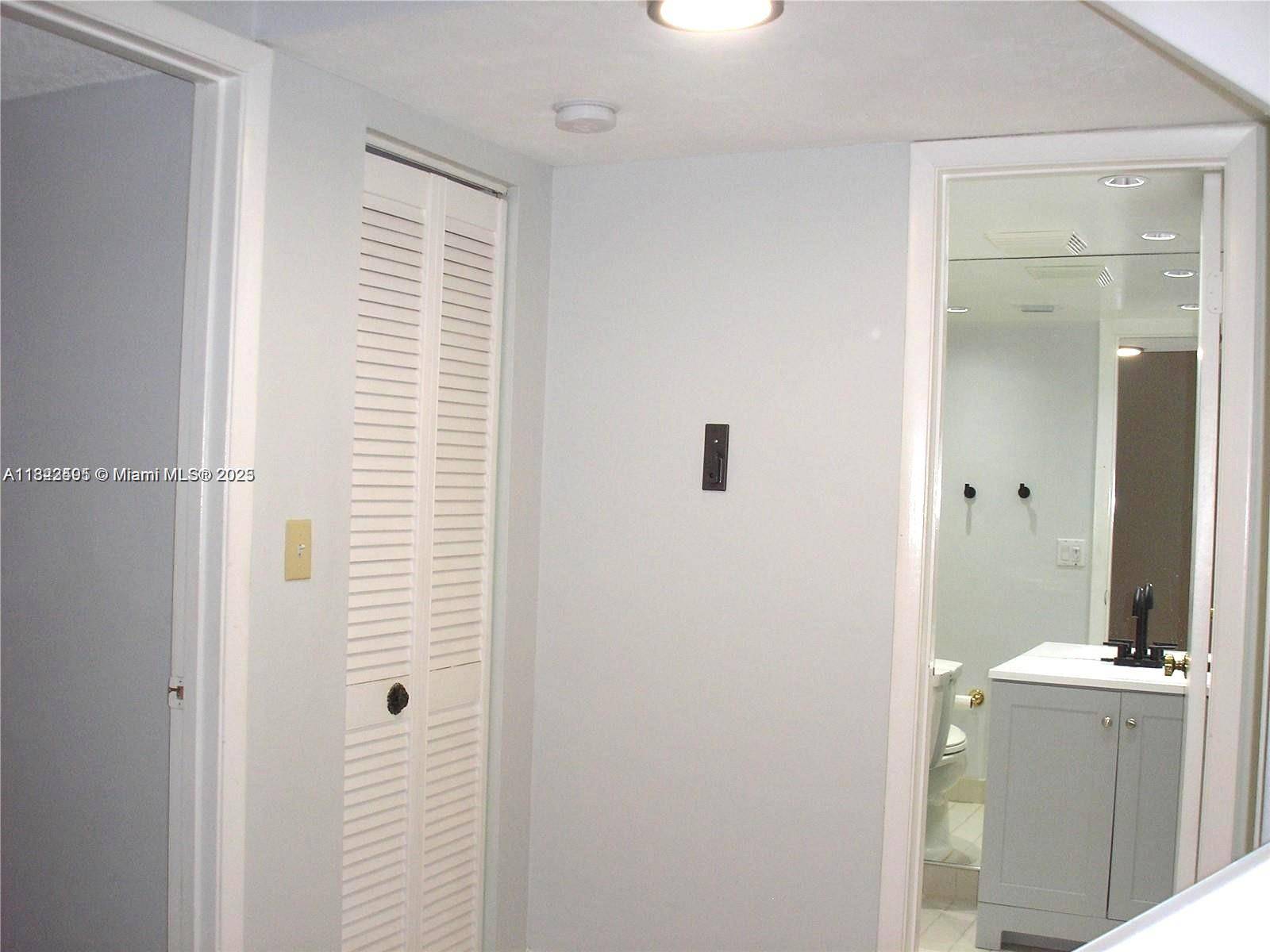 Miami, FL 33143,8129 SW 87th Ter