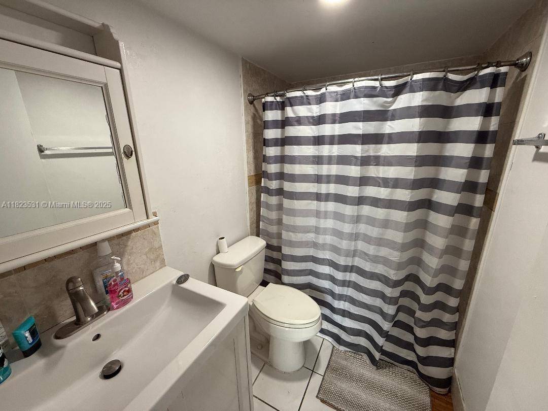 Hialeah, FL 33012,5705 W 20th Ave #310
