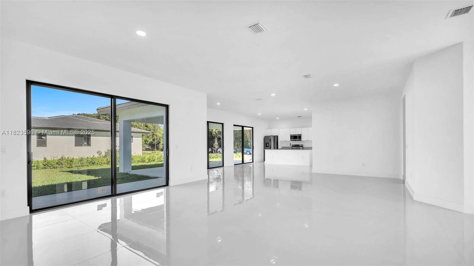 Miami, FL 33170,15455 SW 232 st