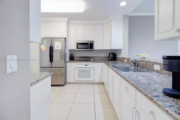 Aventura, FL 33180,21025 NE 31st Ave