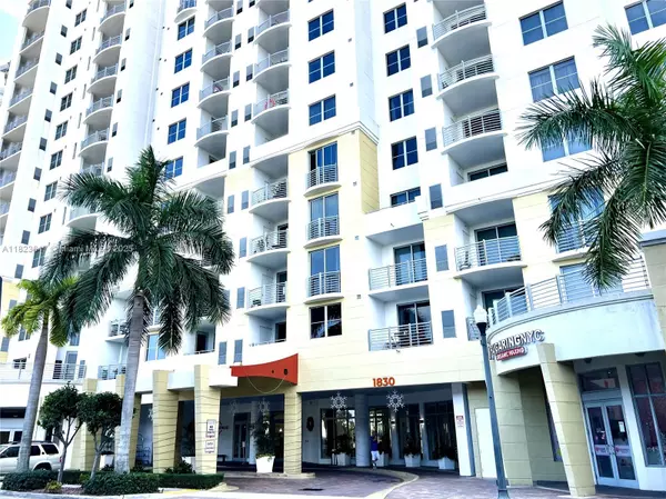Hollywood, FL 33020,1830 Radius Dr #1203