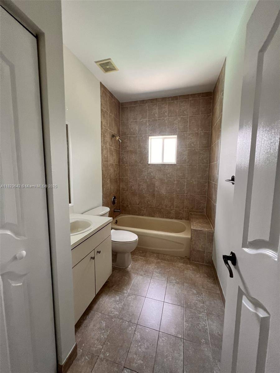 Miami, FL 33196,14505 SW 158th Pl #0