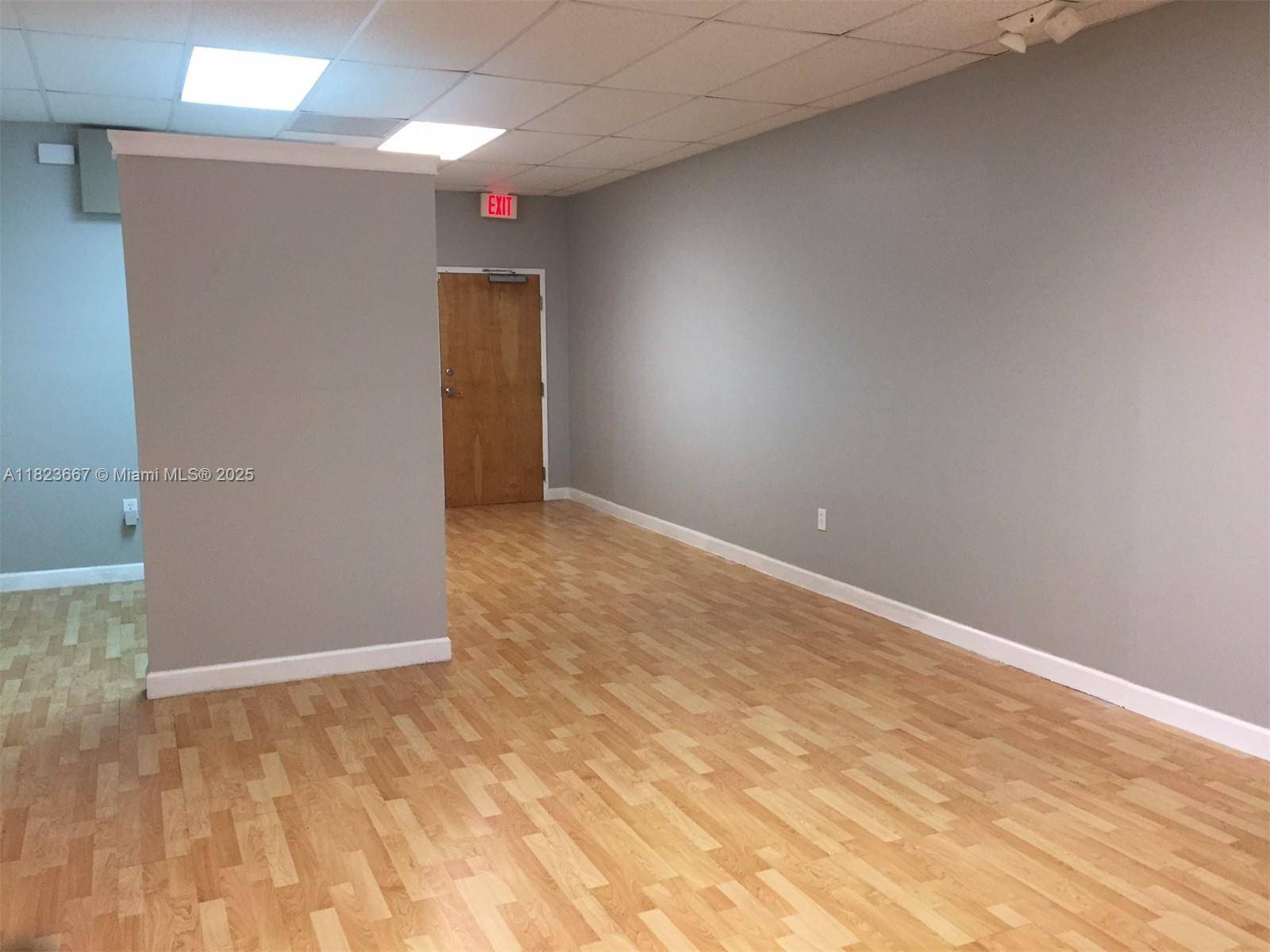 Davie, FL 33314,6099 Stirling Rd #210