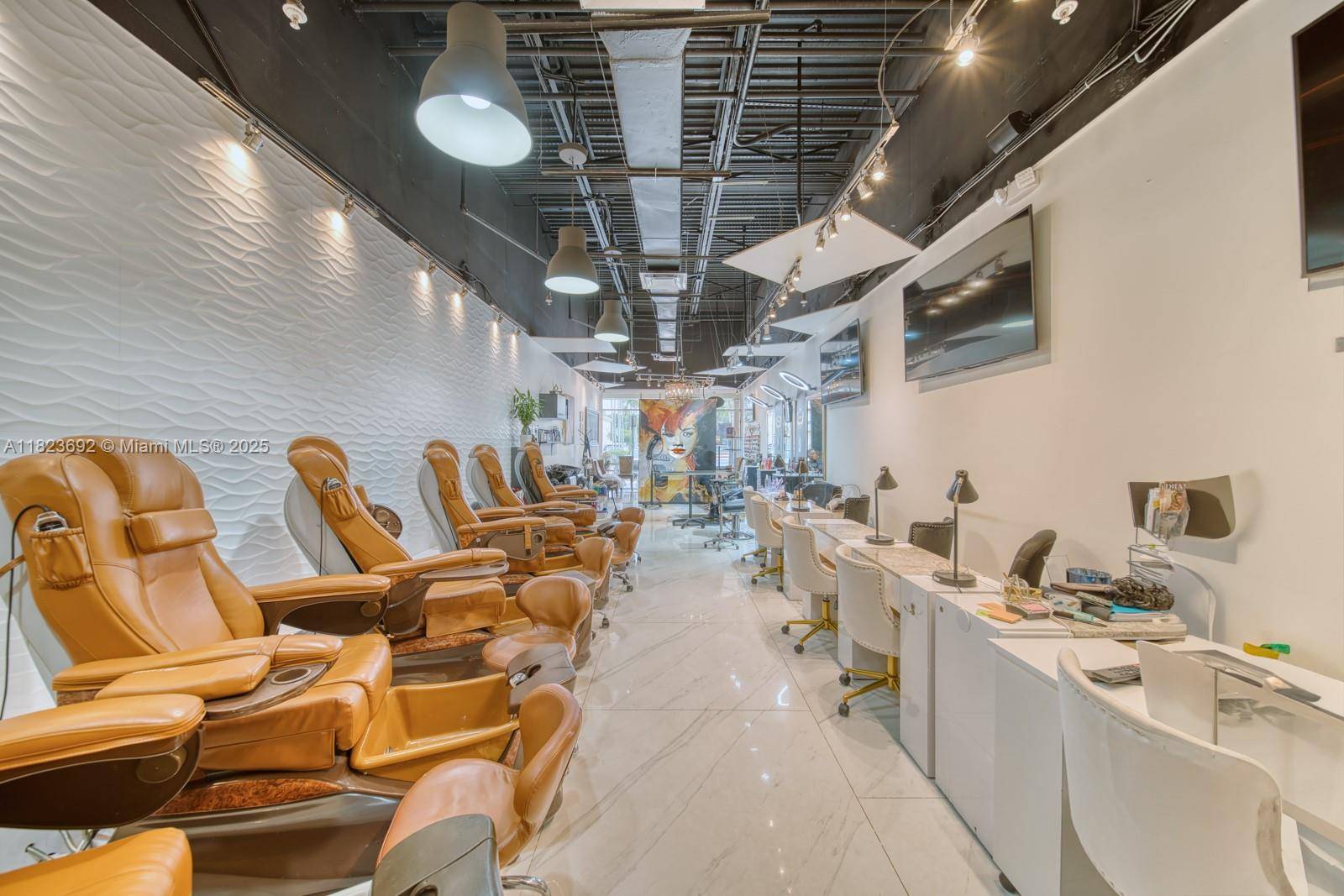 Kendall, FL 33186,Beauty & Nail Spa For Sale On West Kendall Dr.