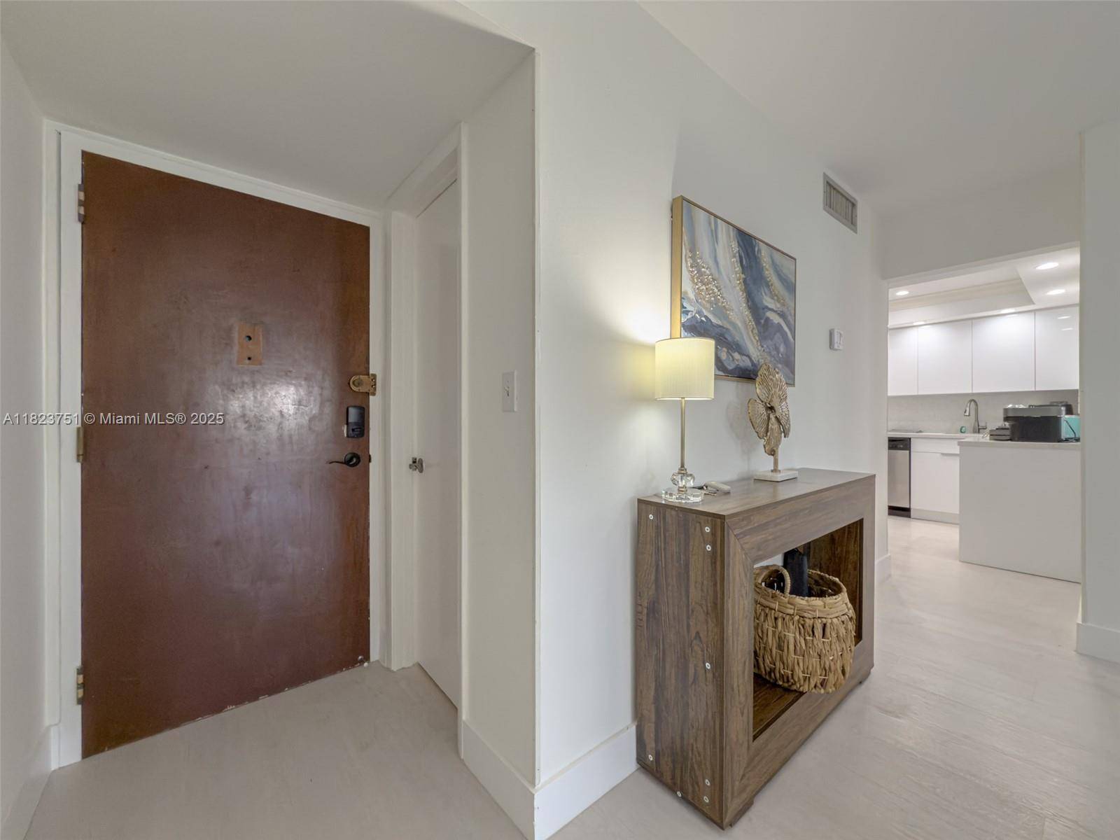Sunny Isles Beach, FL 33160,250 NE 181st Dr #303