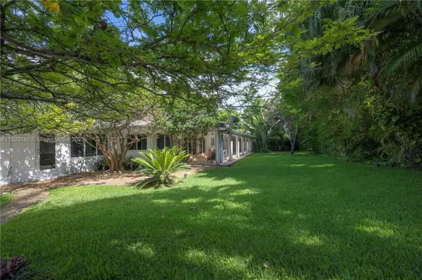 Pinecrest, FL 33156,13200 SW 59th Ave