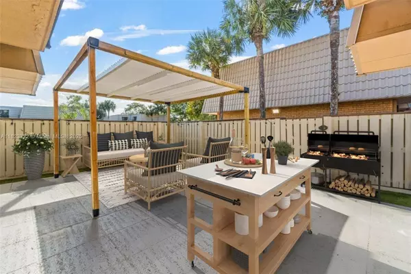 West Palm Beach, FL 33409,6812 68th Way