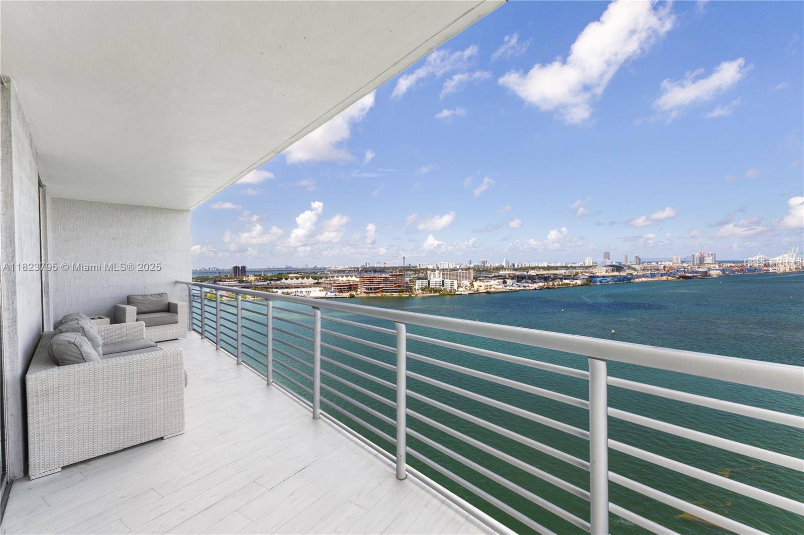Miami, FL 33131,335 S Biscayne Blvd #2309