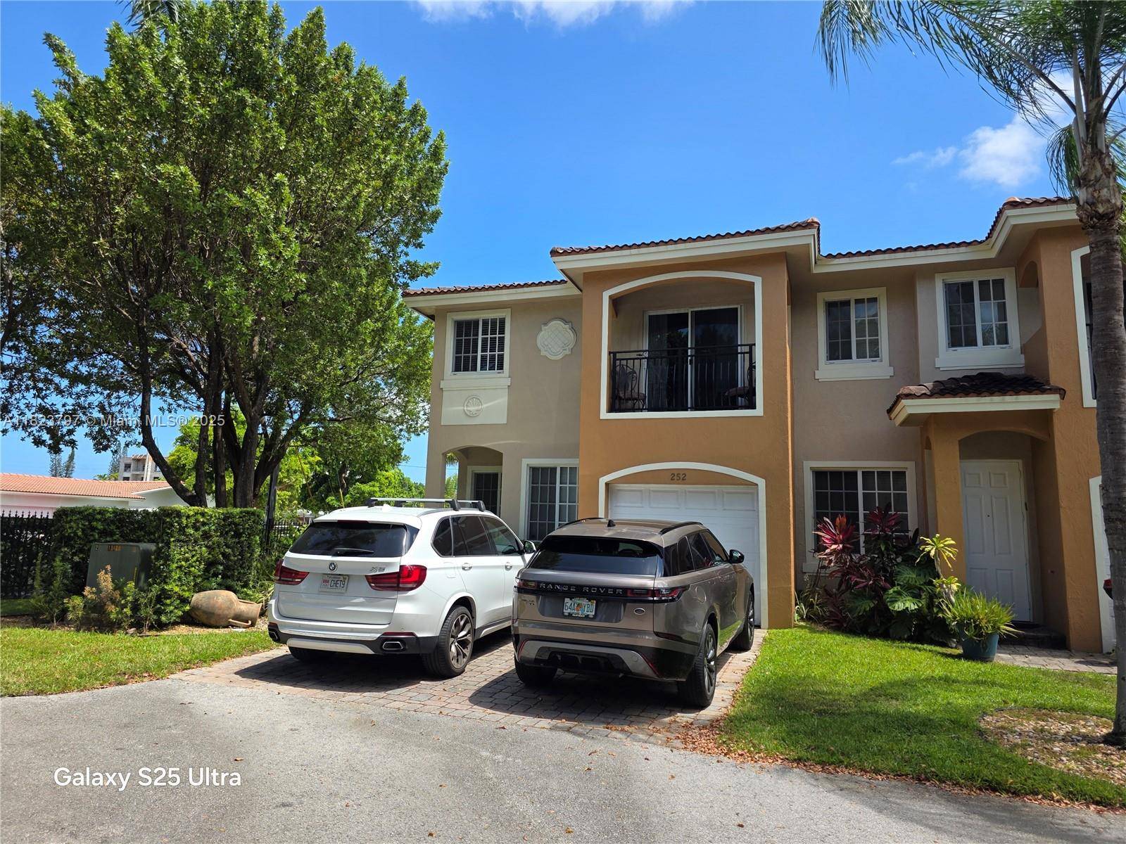 Hallandale Beach, FL 33009,252 SE 2nd Ave