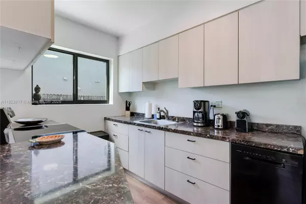 Miami, FL 33161,11534 NE 13th Ave