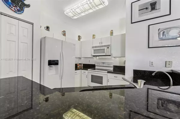 Miramar, FL 33027,13114 SW 44th St #2204