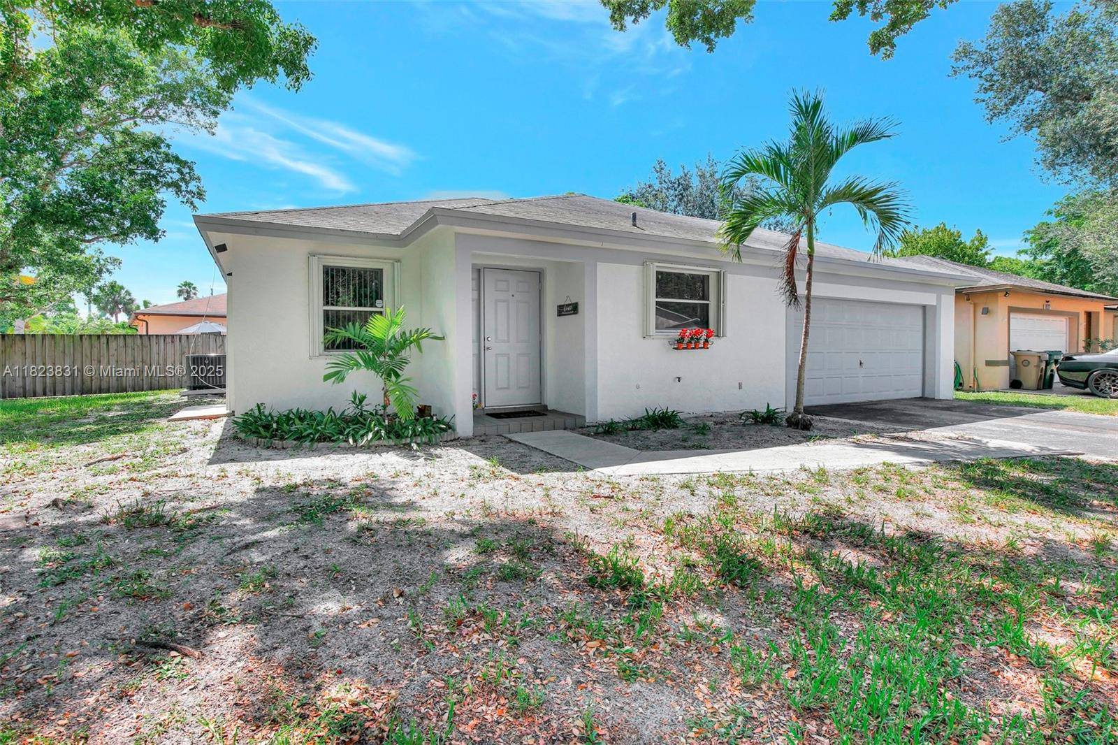 Davie, FL 33325,1077 SW 120th Ave