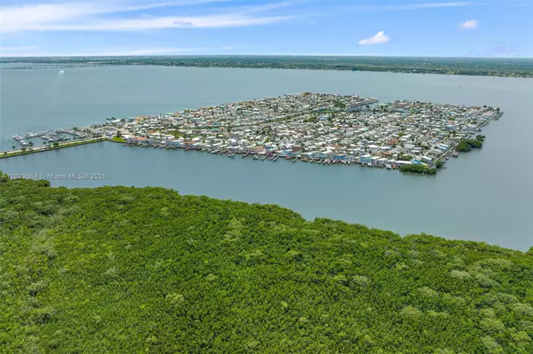 Jensen Beach, FL 34957,91 Nettles Blvd #91
