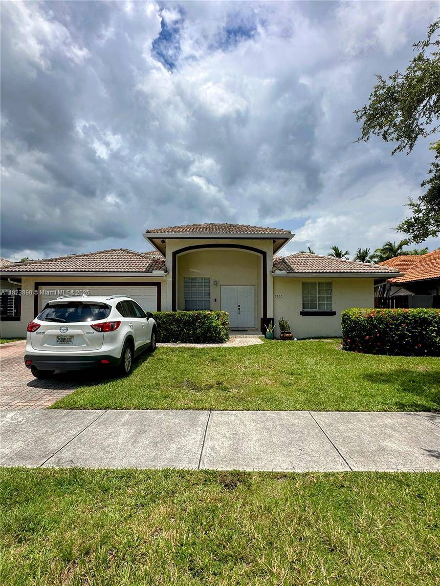 9860 SW 161st Ave, Miami, FL 33196