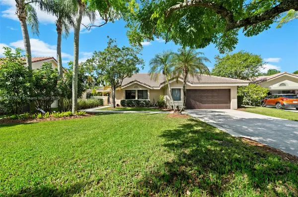 Weston, FL 33326,2000 Lakeshore Dr