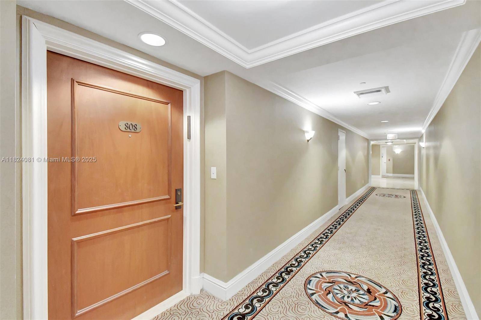 Aventura, FL 33160,2000 Island Blvd #808