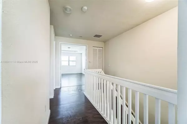 Cutler Bay, FL 33190,8878 SW 229th St