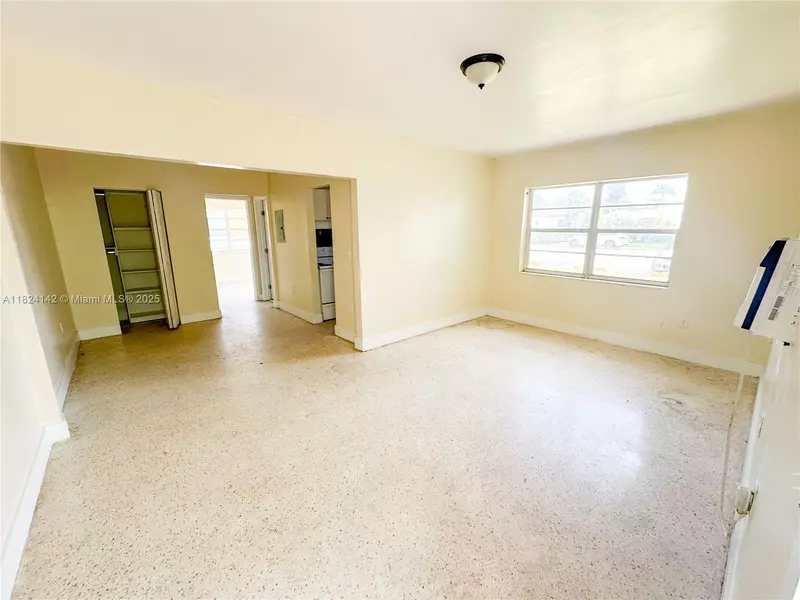 2140 Bay Dr #2, Miami Beach, FL 33141