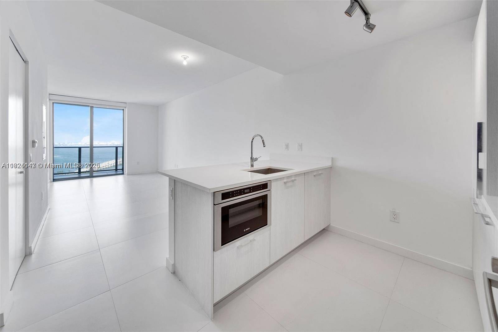 Miami, FL 33137,501 NE 31st St #2005