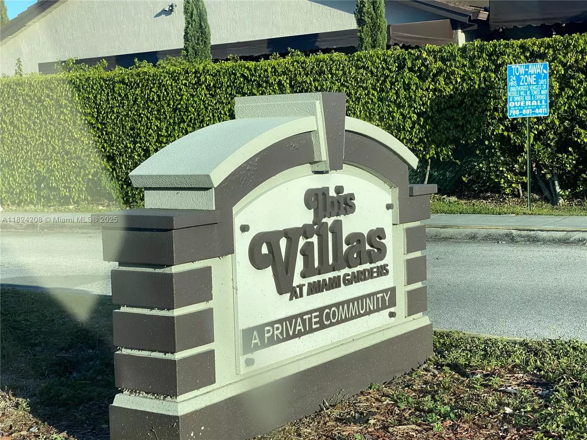 Hialeah, FL 33015,18942 NW 86th Ct