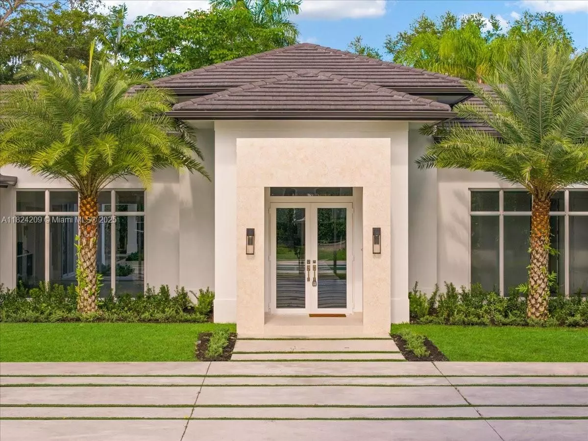 Miami, FL 33176,9025 SW 114th St