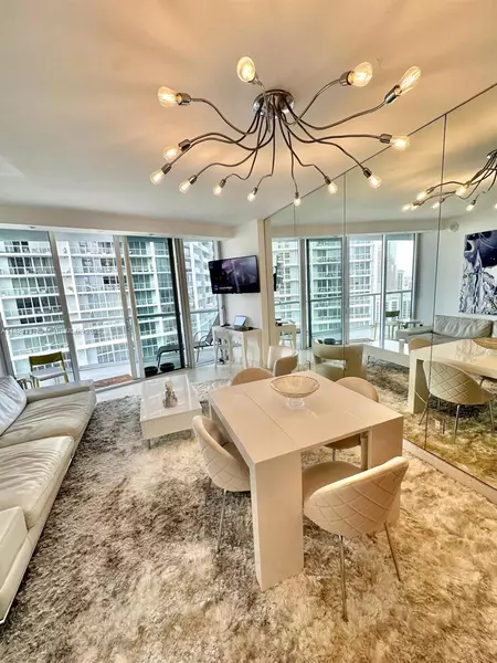 495 NE Brickell Ave #3206, Miami, FL 33131