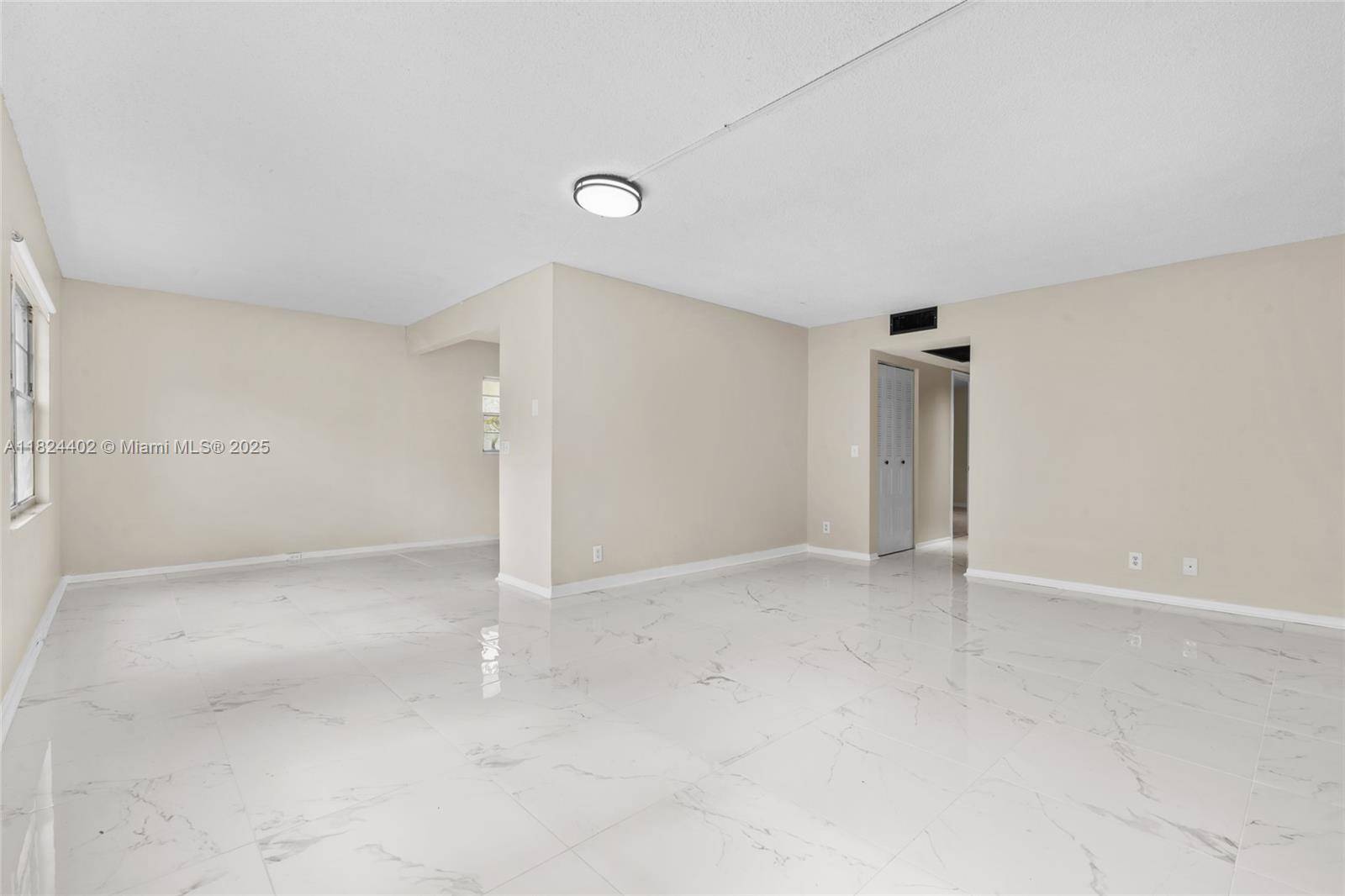 Pembroke Pines, FL 33027,251 SW 132nd Way #201H