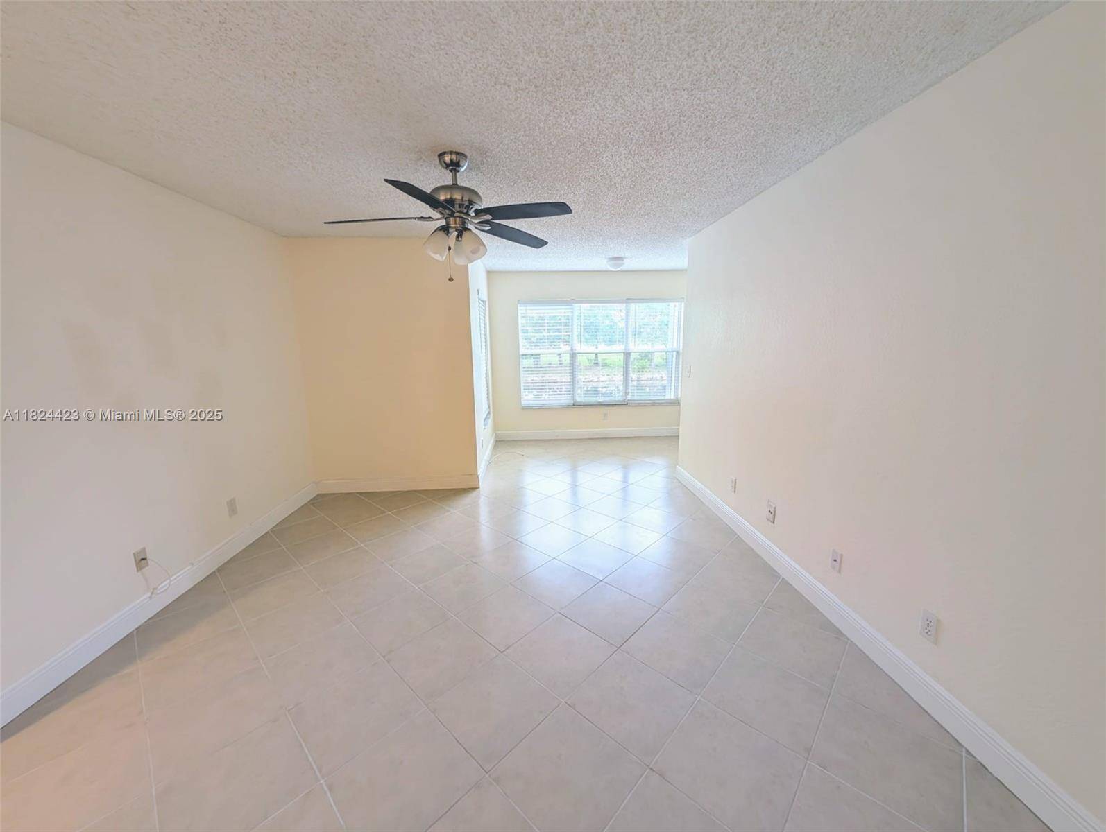 437 Vista Isles Dr #2216, Sunrise, FL 33325