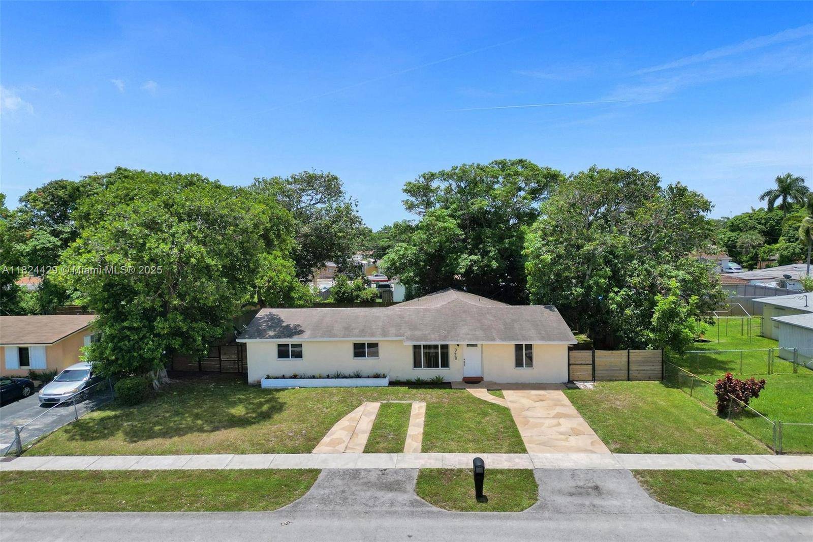 3440 NW 4th Ct, Lauderhill, FL 33311