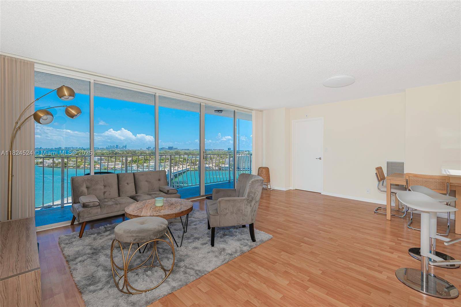 North Bay Village, FL 33141,7601 E Treasure Dr #1517
